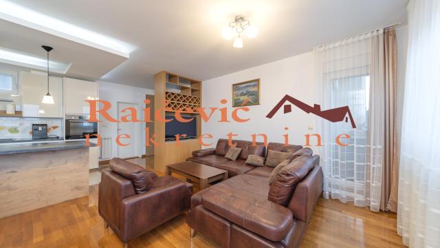 Stan, Trosoban, Prodaja, 110m2, Djeram pijaca, Zvezdara, Djevdjelijska