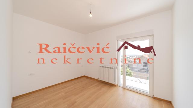 Stan, Trosoban, Prodaja, 82m2, Kaludjerica, Grocka, Kaludjerica