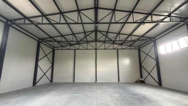 Poslovni prostor, Izdavanje, 320m2, Krnjača, Palilula, Aleksandra Sandića