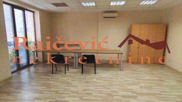 Poslovni prostor, Petosoban, Izdavanje, 210m2, Centar, Savski venac, Brankova