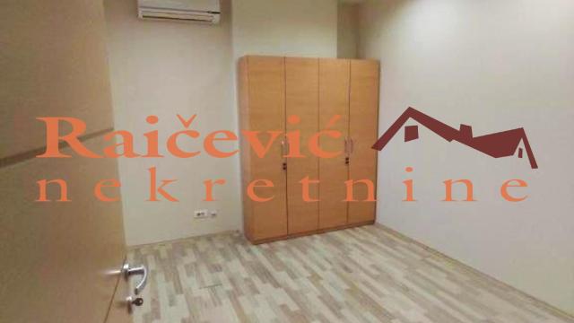 Poslovni prostor, Petosoban, Izdavanje, 210m2, Centar, Savski venac, Brankova