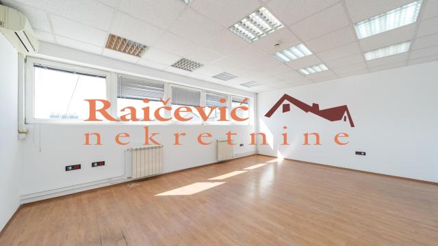 Poslovni prostor, Izdavanje, 216m2, Gornji grad, Zemun, Cara Dusana
