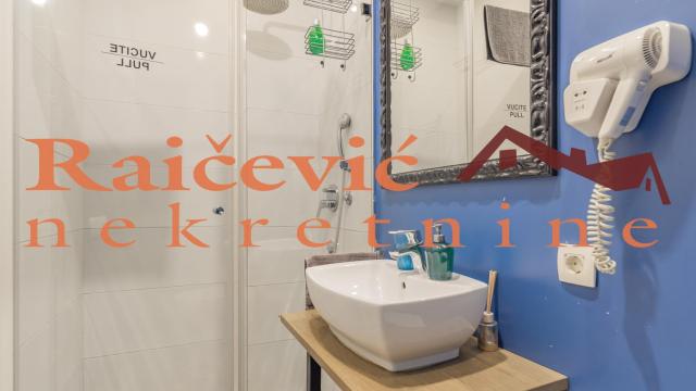 Stan, Trosoban, Prodaja, 73m2, Centar, Stari grad, Cika Ljubina