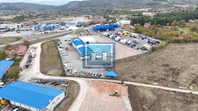 Poslovni prostor, Izdavanje, 675m2, Okolno mesto, Paraćin