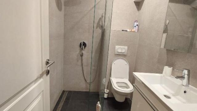 Stan, Petosoban, Prodaja, 400m2, Banovo brdo, Čukarica, Zimonjićeva