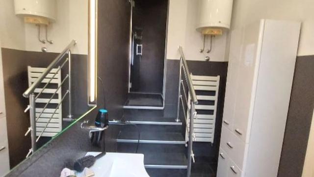 Kuća, Petosoban, Prodaja, 400m2, Banovo brdo, Čukarica, Zimonjićeva
