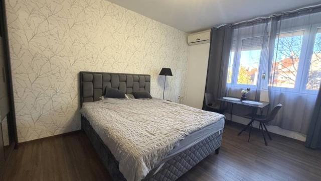 Stan, Jednosoban, Prodaja, 25m2, Salvadora Aljendea
