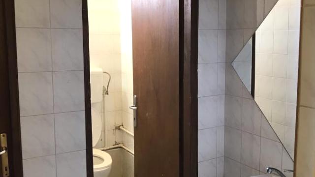 Poslovni prostor, Trosoban, Izdavanje, 750m2, Konjarnika (Voždovački deo), Voždovac, Sinjska