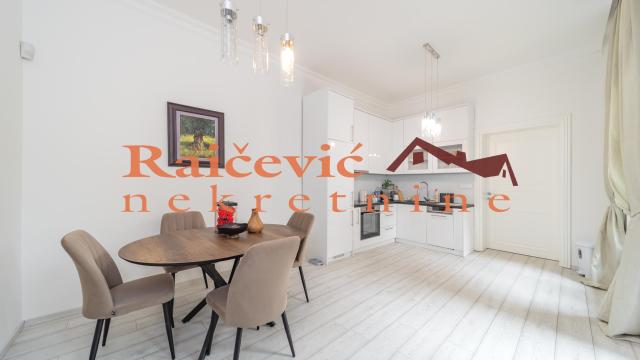 Stan, četvorosoban, Prodaja, 134m2, Centar, Savski venac, Karadjordjeva