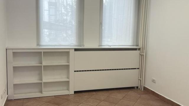 Poslovni prostor, Izdavanje, 32m2, Slavija, Vračar, Kralja Milutina
