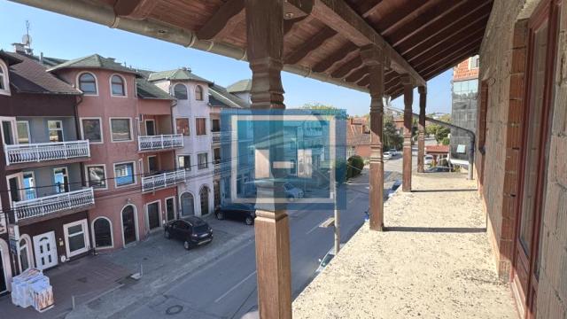 Poslovni prostor, Prodaja, 251m2, Centar, Gradska lokacija, Despotovac