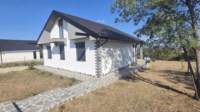 Kuća, četvorosoban, Prodaja, 154m2, Nemenikuće, Sopot, Kaštaljanska