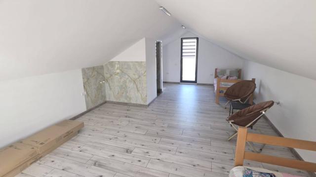 Kuća, četvorosoban, Prodaja, 154m2, Nemenikuće, Sopot, Kaštaljanska
