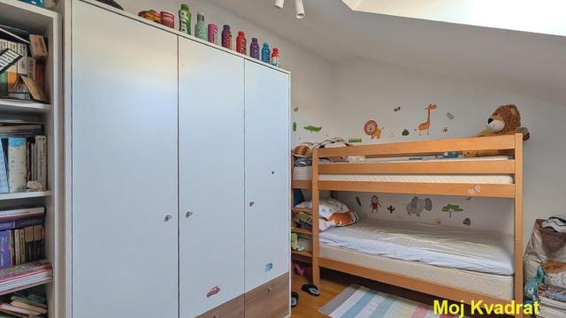 Stan, Trosoban, Prodaja, 94m2, Crveni krst, Vračar, Prespanska