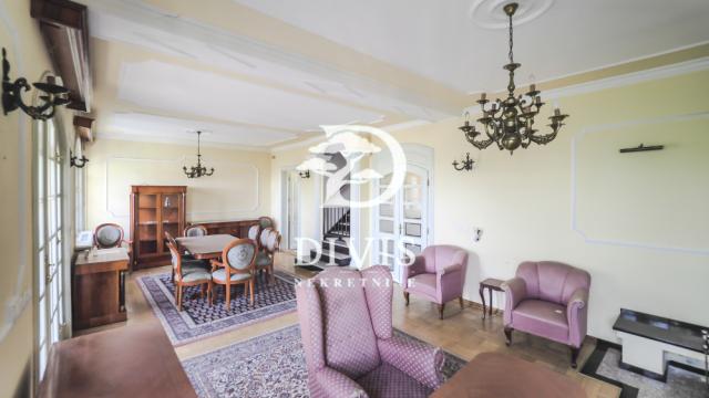 Kuća, Petosoban i veći, Prodaja, 171m2, Lipovički put