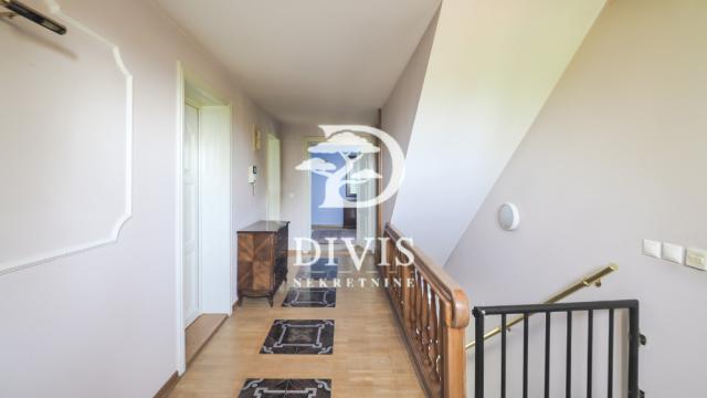 Kuća, Petosoban i veći, Prodaja, 171m2, Lipovički put