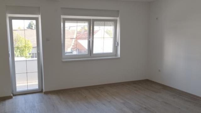 Stan, Petosoban i veći, Prodaja, 137m2, Klisa, Novi Sad, Otokara Kersovanija 4