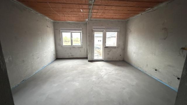 Kuća, Petosoban i veći, Prodaja, 272m2, Bečmen, Surčin, Gaje Jovanovića 14