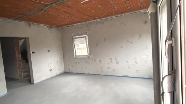 Kuća, Petosoban i veći, Prodaja, 272m2, Bečmen, Surčin, Gaje Jovanovića 14