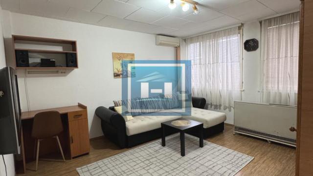 Stan, Jednoiposoban, Izdavanje, 35m2, Gradska lokacija, Ćuprija