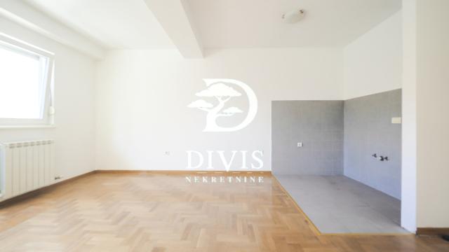 Stan, Dvosoban, Prodaja, 43m2, Budimska