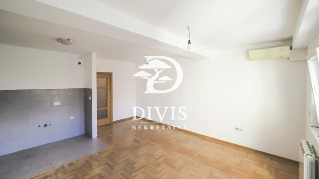Stan, Dvosoban, Prodaja, 43m2, Budimska