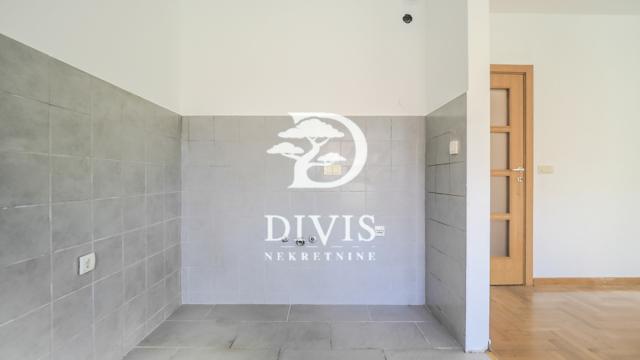Stan, Dvosoban, Prodaja, 43m2, Budimska