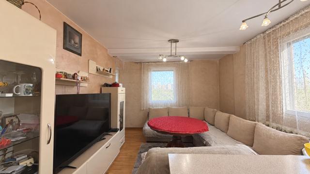 Stan, Dvoiposoban, Prodaja, 55m2, Živorada Đukića