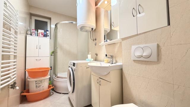 Stan, Dvoiposoban, Prodaja, 55m2, Živorada Đukića