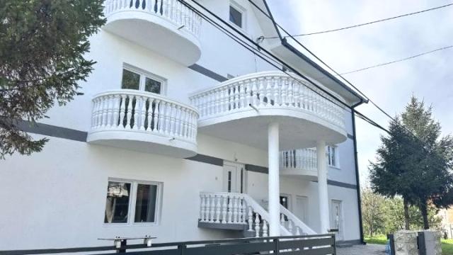 Kuća, Petosoban i veći, Prodaja, 850m2, Beli potok, Voždovac, Vase Čarapića